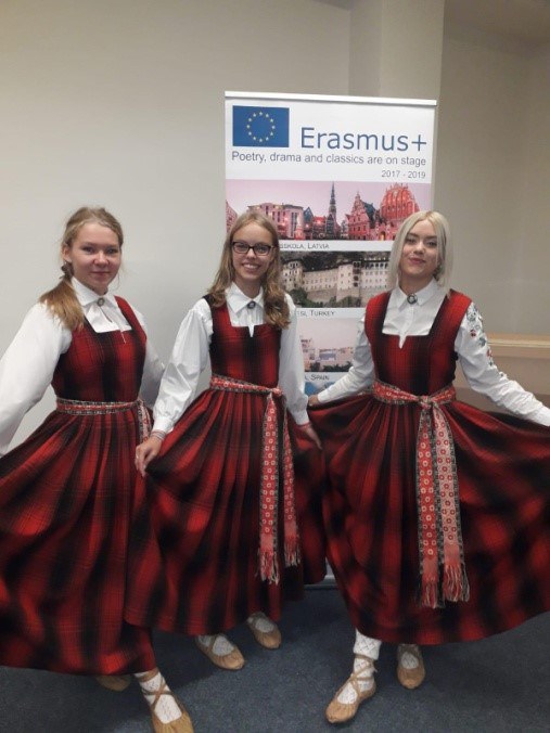 ERASMUS+ “POETRY DRAMA AND CLASSICS ARE ON STAGE” Prāga 30.09.-06.10.2018